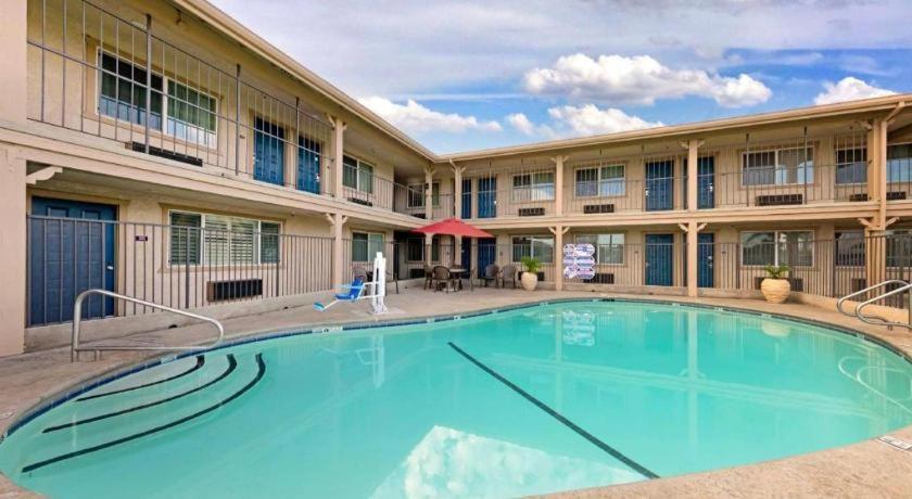 Best Western Hanford Inn Exterior foto